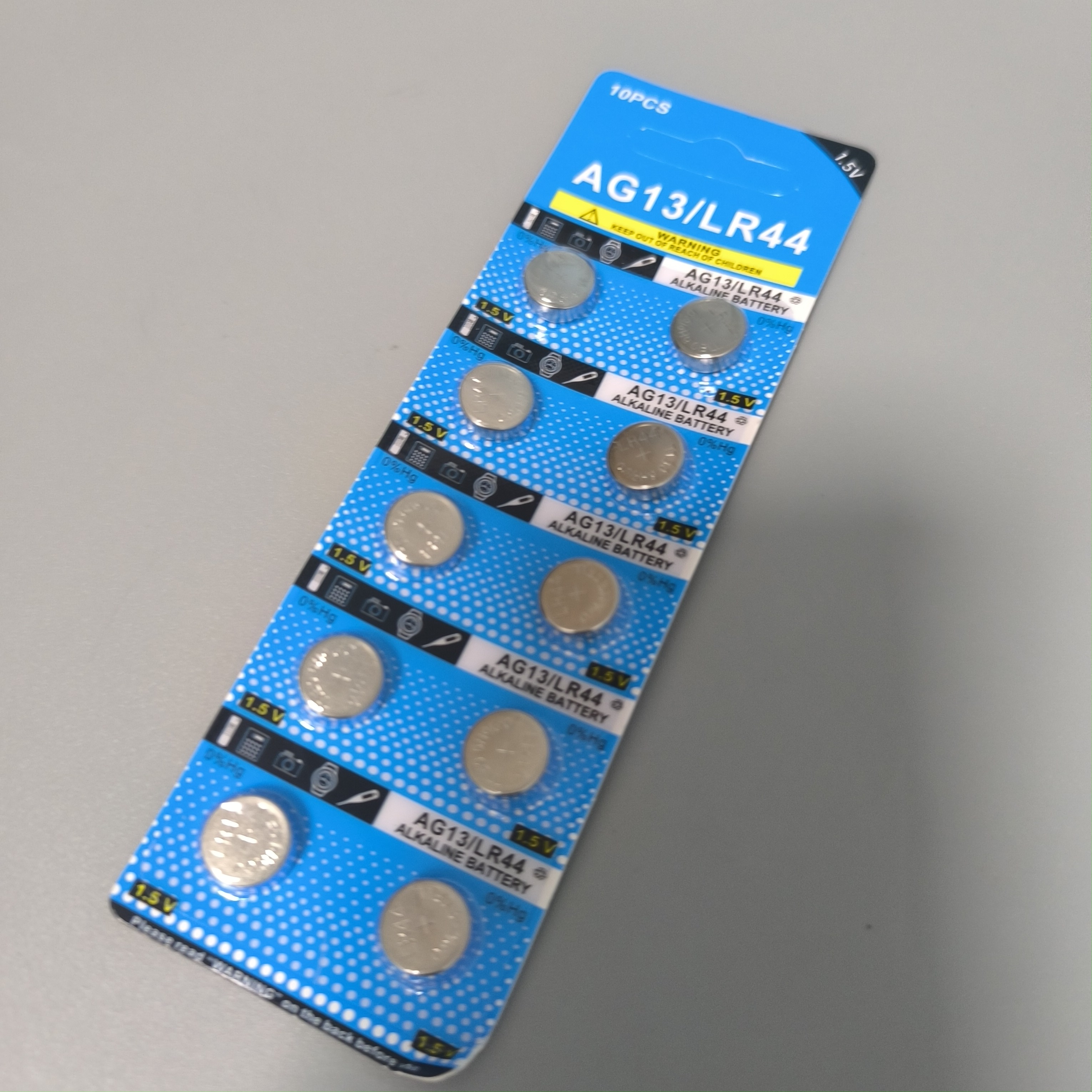 LR44 Button Cell Battery, Equivalent to AG13 / L1154 / A76 / SR44 / 357A, 1.5V Small Round Coin Battery for Electronic Watches, Calculators,